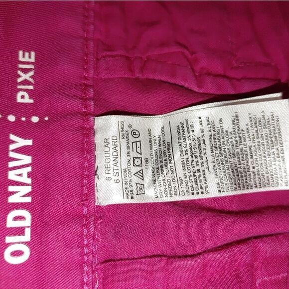 Old navy pixie shorts ladies size 6 in fuchsia - Picture 2 of 8